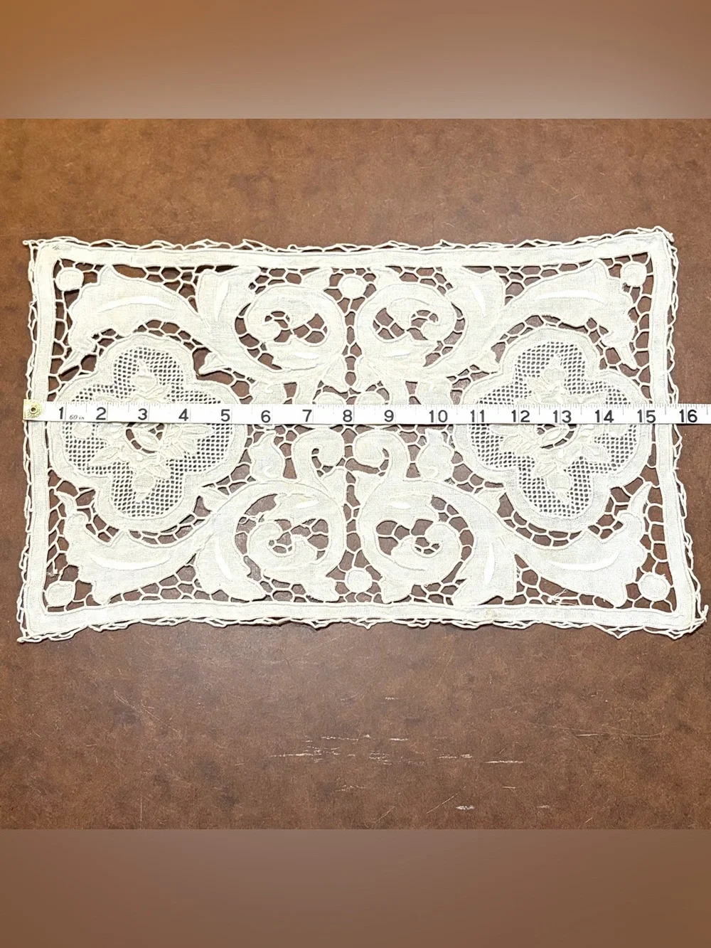 Vintage- 🤍 7 Lace Embroidered Linen Doily Rectangular Table Accent in Ivory